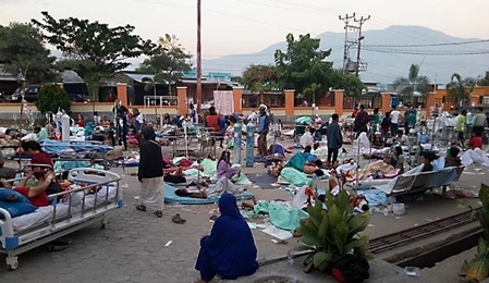 印尼中苏拉威西省强震及海啸死亡人数升至384人