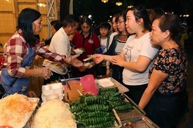 2018年河内市美食文化节吸引观众朋友人数近7万人次