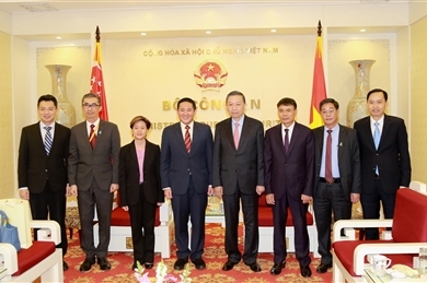 越南公安部与新加坡内政部加强合作关系