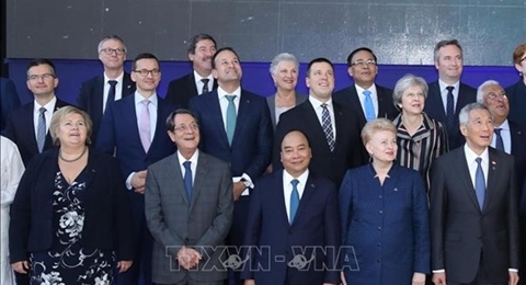 越南政府总理阮春福在第12届亚欧首脑会议上发言