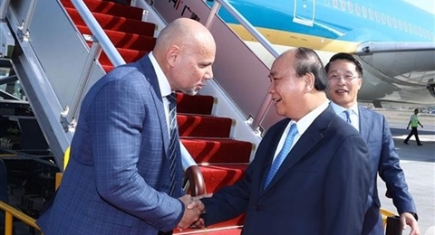 越南政府总理阮春福抵达巴布亚新几内亚 开始出席APEC 26