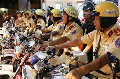 河内市公安局加紧处理摩托车驾驶员未戴头盔违法行为