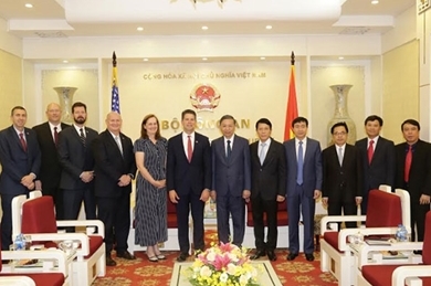 越南与美国加强合作预防打击犯罪