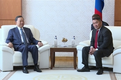 苏林部长对蒙古国进行工作访问