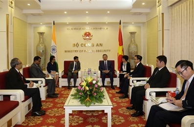 苏林部长会见印度驻越南大使