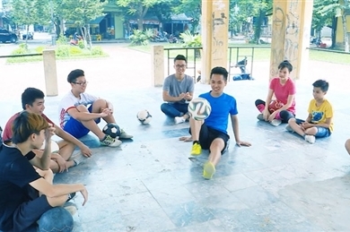 发展越南花式足球