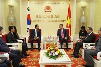 苏林部长会见韩国新任驻越大使