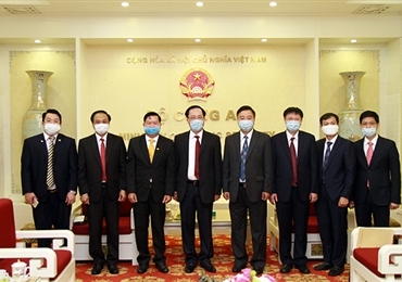 深化越南公安部与老挝安全部的全面合作关系