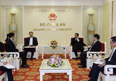 黎晋进副部长会见伊朗驻越南大使