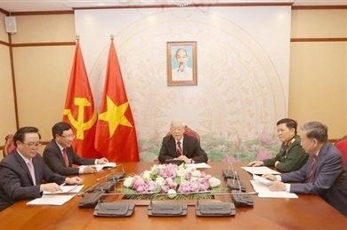 越共中央总书记、国家主席阮富仲与柬埔寨首相、柬埔寨人民党主席洪森通电话