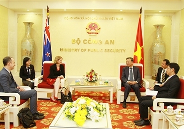 越南公安部与新西兰执法机关促进合作关系