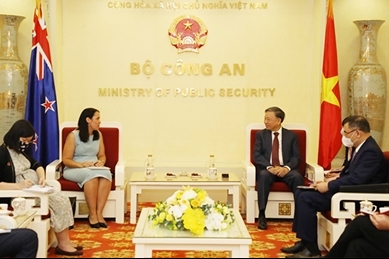 越南与新西兰加强安全与警务合作