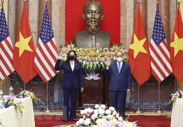 越南国家主席阮春福会见美国副总统卡玛拉•哈里斯