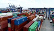 "Lối ra” cho các container hàng hóa ùn tắc tại cảng Cát Lái