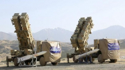 Iran khoe tên lửa phòng không "cùng đẳng cấp" S-400