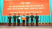 Bộ Quốc Phòng tặng TP Hồ Chí Minh 4.000 tấn gạo, 100.000 suất quà