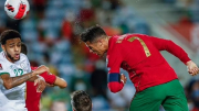 Ronaldo lập kỷ lục thế giới, Bồ Đào Nha đánh bại Ireland