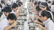 Bữa ăn học đường phải đảm bảo vệ sinh an toàn thực phẩm