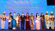 Hai điển hình của Bộ Công an nhận Giải thưởng Phụ nữ Việt Nam năm 2021