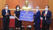 Trung ương MTTQ Việt Nam trao 5 tỷ đồng hỗ trợ trẻ em mồ côi do COVID-19 tại TP Hồ Chí Minh
