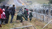 Vấn đề người di cư châm ngòi khủng hoảng EU – Belarus