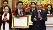 Chủ tịch nước trao Huân chương Lao động tặng học sinh đoạt giải Olympic quốc tế
