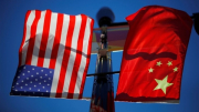Trung Quốc "cấm cửa", đóng băng tài sản 4 quan chức Mỹ