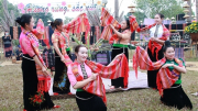 Rộn ràng xuân mới tại Làng Văn hoá - Du lịch các dân tộc Việt Nam