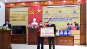 Công an tỉnh Quảng Ninh ủng hộ 407 triệu đồng chương trình “Trái tim cho em”