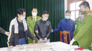 20 bánh heroin giấu trong bao tải đựng ngô theo xe khách về Thái Nguyên bán kiếm lời