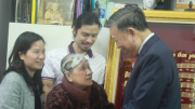 Đại tướng Tô Lâm, Bộ trưởng Bộ Công an đến thăm và chúc Tết gia đình cố nhạc sĩ Văn Cao