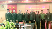 Thứ trưởng Lê Văn Tuyến kiểm tra công tác tại Cục Viễn thông và Cơ yếu