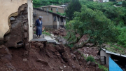Gần 260 người chết vì mưa lớn bất thường tại Nam Phi