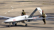 Lởn vởn quanh đảo Rắn, 3 UAV Bayraktar-TB2 của Ukraine bị bắn rơi