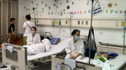 Bệnh viện Việt Đức khám, tư vấn miễn phí các bệnh thường gặp ở trẻ em