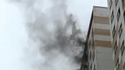 Cục sạc dự phòng phát nổ gây cháy căn hộ tầng 19, cả chung cư náo loạn
