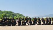 Trung đoàn Cảnh sát cơ động Nam Trung bộ bế giảng lớp chiến sỹ mới