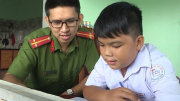 Tuổi trẻ Công an tỉnh Quảng Ngãi hỗ trợ học sinh khó khăn đến trường