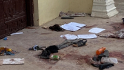 Xả súng và đánh bom kinh hoàng nhà thờ Nigeria, hơn 50 người chết