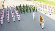Đội nhạc Cảnh sát Việt Nam với hơn 100 nhạc công và nghệ sĩ