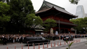Hàng dài người đến tiễn đưa cố Thủ tướng Nhật Bản Shinzo Abe