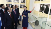 Khắc họa quan hệ hữu nghị vĩ đại giữa hai nước Việt Nam - Lào