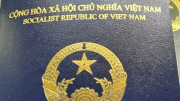 Đại sứ quán Việt Nam tại CH Czech và Tây Ban Nha đang giải quyết vấn đề hộ chiếu mới