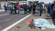 Xe khách lao vào hiện trường tai nạn giao thông, 2 nhà báo thiệt mạng
