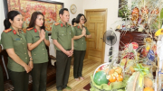 Thăm hỏi gia đình 3 liệt sĩ Công an thành phố Hà Nội hy sinh khi chữa cháy