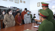 Thủ đoạn móc nối với Việt Á của 2 nhân viên y tế ở Lâm Đồng