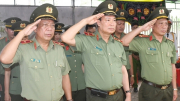 Chủ nhiệm Ủy ban Quốc phòng và An ninh của Quốc hội viếng Trung tướng Sơn Cang