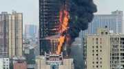 Cháy kinh hoàng tại tòa nhà chọc trời ở Trung Quốc