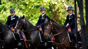 10.000 cảnh sát Anh sẵn sàng bảo vệ lễ tang Nữ hoàng