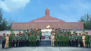 “Theo dấu chân những người anh hùng” về với Căn cứ Trung ương Cục miền Nam